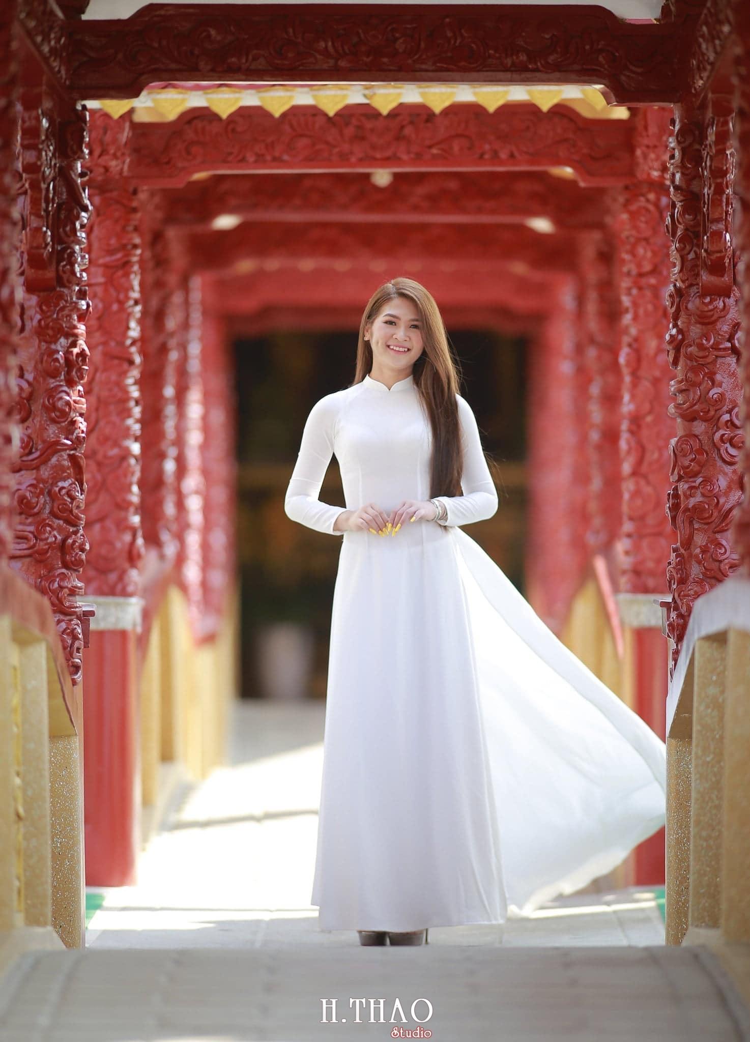 Anh ao dai viet nam 8 - 49 cách tạo dáng chụp ảnh với áo dài tuyệt đẹp - HThao Studio